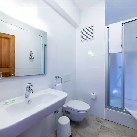 Aika Akvaryum بوزجادا