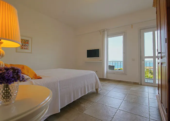 Aika Akvaryum Hotel *